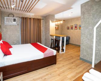 OYO 471 Edilberto's Bed And Breakfast - Tagum - Bedroom