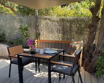 Zen Cottage in paradise. Indoor-outdoor serenity. - Santa Barbara - Binnenhof