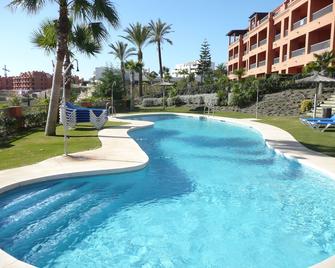 Charming Residence With Spectacular Views Over The Sea Los Flamingos Marbella - Benahavis - Pool