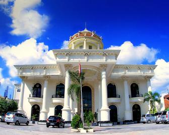 The Grand Palace Hotel Yogyakarta - Yogyakarta