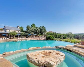 Beautiful Cozy Cottage at Hollows Resort, Beach Club, 4 Pools, Pickleball!! - Volente - Pool