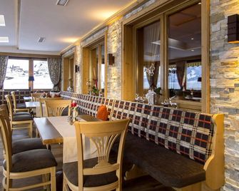 By Franz Appartements - Kirchberg in Tirol - Restaurant