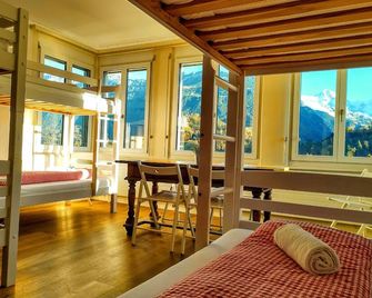 Adventure Hostel Interlaken - Unterseen - Schlafzimmer