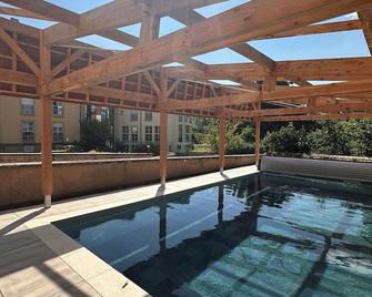 Les Cigognes de Rosheim - Rosheim - Piscina