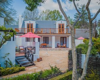 Aan de Oever Guesthouse - סוולנדאם - בניין