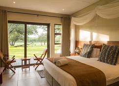Hwange Safari Lodge - Dete - Bedroom