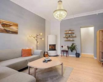 Stylish 1-bedroom Oslo apartment - Oslo - Stue