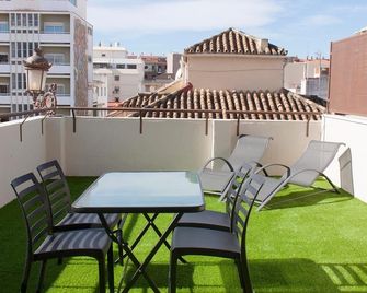 Apartamentos Nono By Charming Stay - Málaga - Parveke