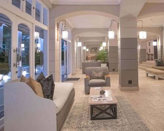 Le Franschhoek Hotel & Spa by Dream Resorts - Franschhoek - Lobby