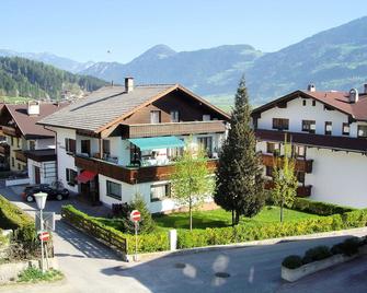 شقة ريتزل - فوغين - مبنى