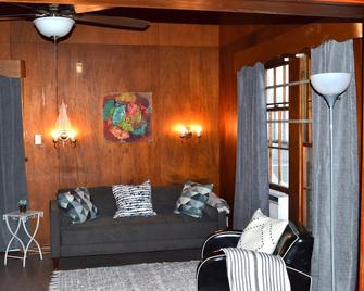 Walk to Downtown Scene - Lafayette - Living room