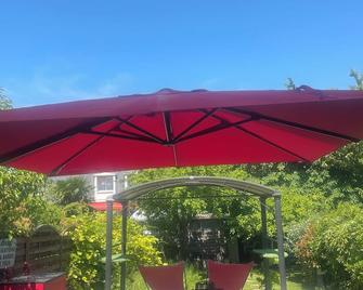 Vintage house with terrace and garden near Paris - L'Haÿ-les-Roses - Restaurant