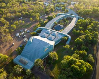 Mercure Kakadu Crocodile Hotel - Jabiru - Building