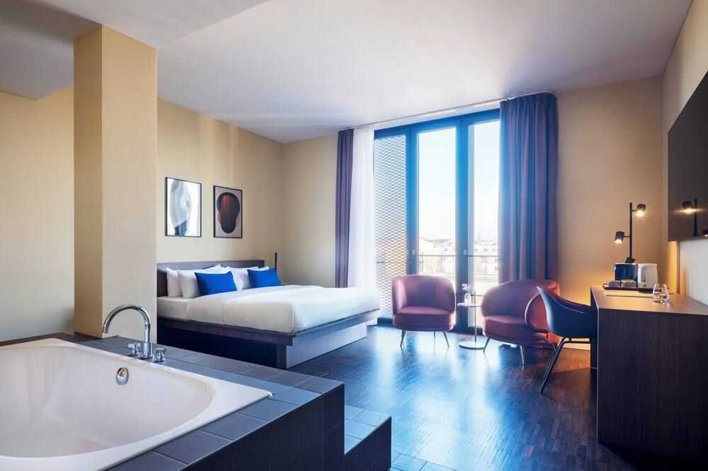 Numa Berlin Weinmeister