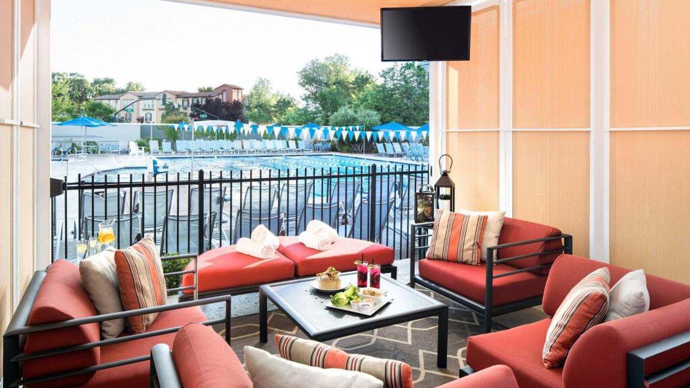 Renaissance Walnut Creek Hotel