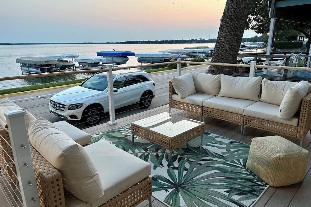 The Lakeview w/ the BEST location & views! Newly remodeled Lakefront home! - Clear Lake - Balkon