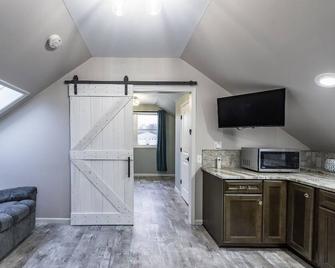 Quiet & Rural; close to Ann Arbor/Ypsilanti - Milan - Cocina