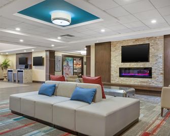 Best Western Plus Port O'Call Hotel - Calgary - Lobby
