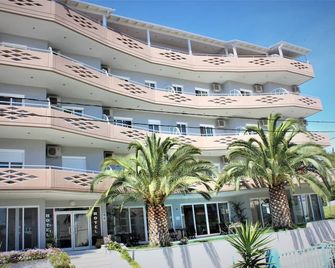 Hotel Cariatis - Nea Poteidaia - Building