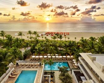 Royal Palm South Beach Miami, A Tribute Portfolio Resort - Miami Beach - Pool