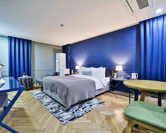 Js Boutique Hotel - Hwaseong - Habitación