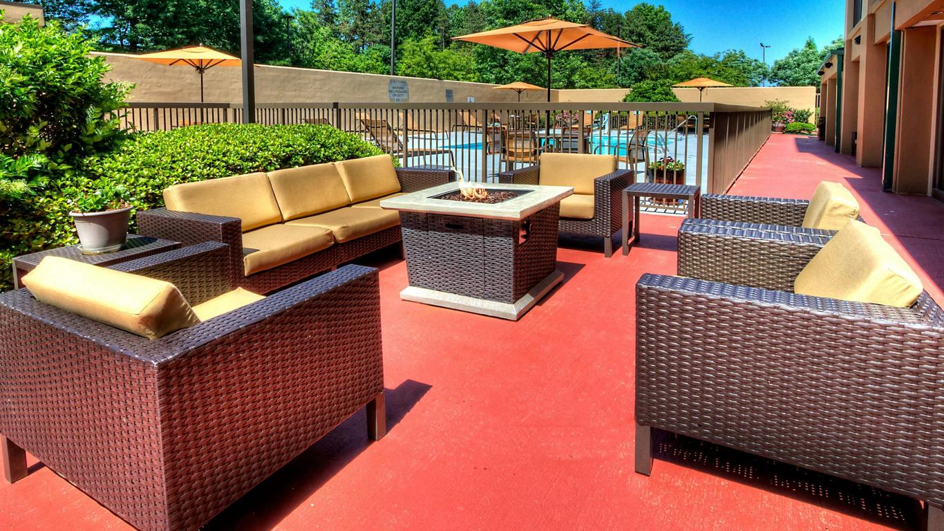 Courtyard by Marriott Burlington