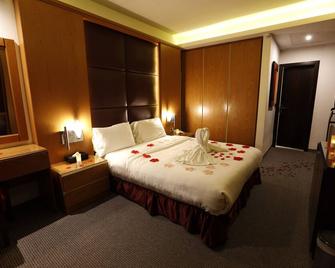 WH Hotel - Beirut - Schlafzimmer