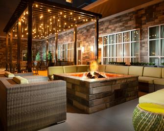 Homewood Suites by Hilton Broomfield Boulder - Broomfield - Binnenhof