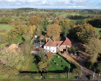 The Furze Bush Inn - Newbury - Dış görünüm