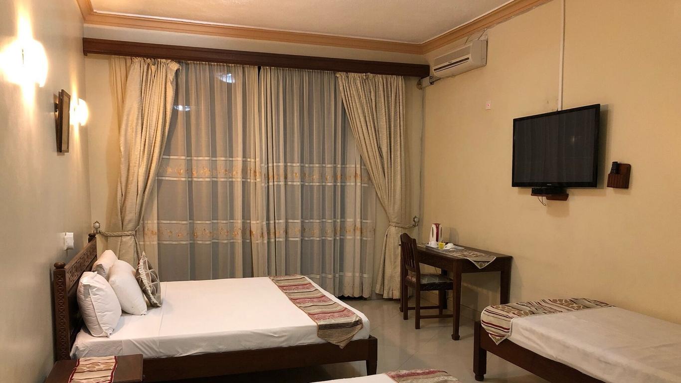 โรงแรม Tudor Water Sports