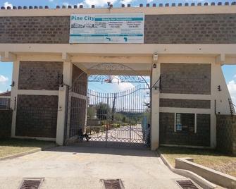 Private Home 4 bedrooms 4.5 bathrooms - Athi River - Building