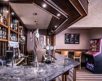Norwich Hotel - Norwich - Bar