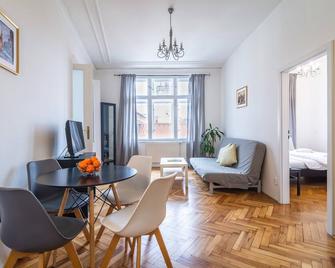 Royal Road Residence - Prague - Dining room