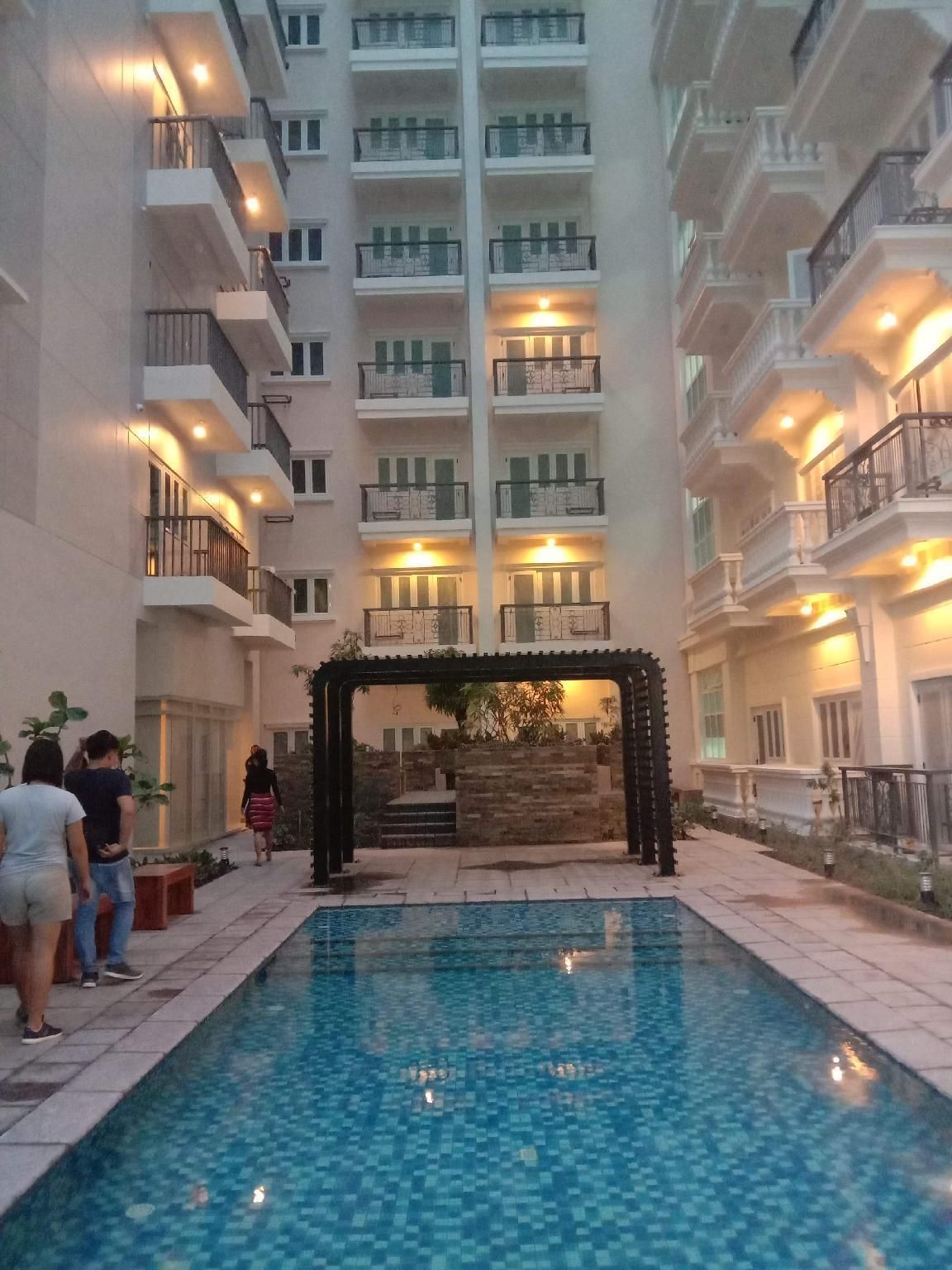 Saint honore megaworld business park Iloilo City - إيلويلو ستي - حوض السباحة