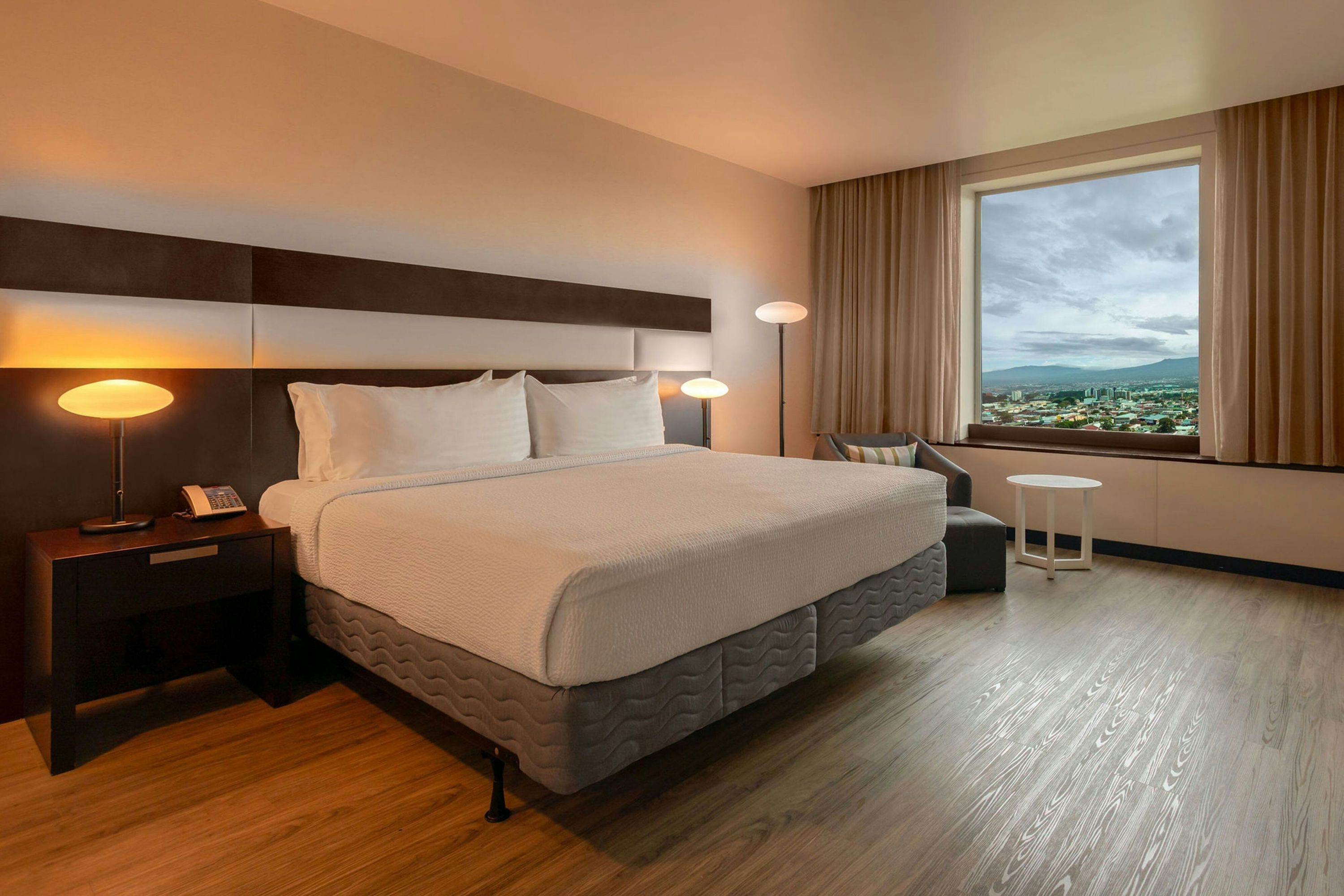 Four Points by Sheraton San Jose Sabana - סן חוזה - חדר שינה