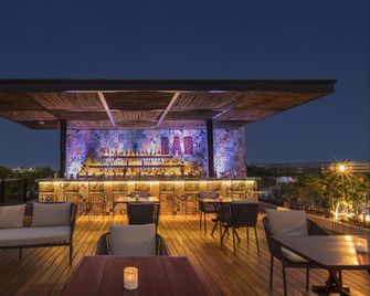 The Yucatan Resort Playa Del Carmen Tapestry Collection by Hilton - Playa del Carmen - Bar