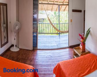 Playa de Oro Lodge - Mutis - Living room