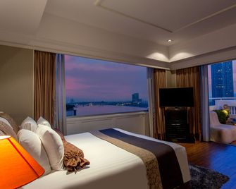 Ramada Plaza by Wyndham Bangkok Menam Riverside - Bangkok