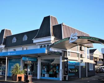 Kiwi Studios Motel - Palmerston North - Building