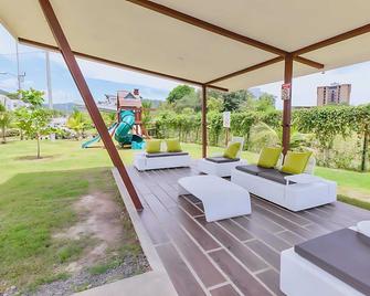 Upstay - Modern Jaco Beach Apartment with Pool - Jacó - Patio