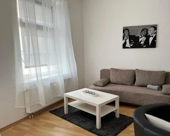 Ferienwohnung in Zwickau - Zwickau - Huiskamer