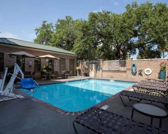 Best Western Savannah Historic District - Savannah - Pool