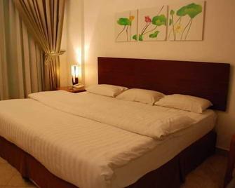 Times Square Suite Hotel - Ḩawallī