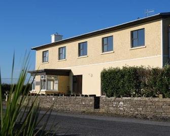 Clonmore Lodge B&B - Quilty - Building