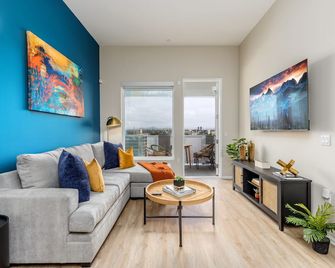 Artistic Fastwifi Parking Pets - San Diego - Salon