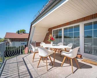 Tom's Hof Ferienwhg Inga - Ostseebad Dierhagen - Balkón