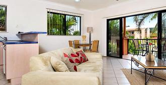Central Plaza Apartments - Cairns - Pokój dzienny