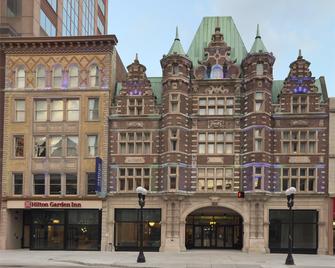Hilton Garden Inn Dayton Downtown - Dayton - Building