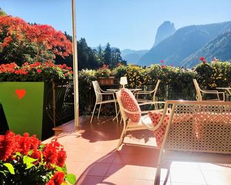 Residence Villa Stella - Ortisei - Balkong