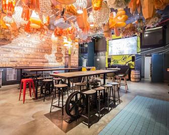 جينيريتور بارسيلونا - برشلونة - بار